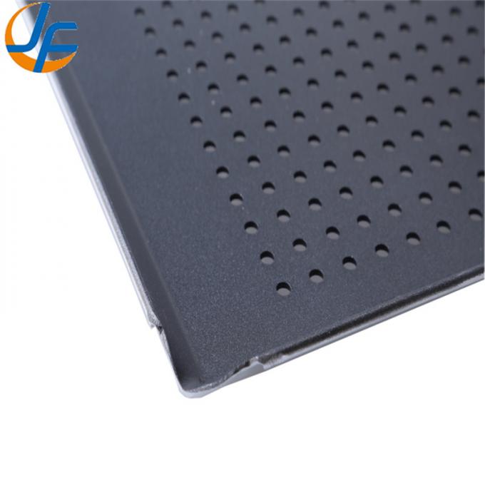 Rk Bakeware China Manufacturer of Commercial Nonstick Baking Tray/Bread Pan/Cake Mould/Pizza Pan/Trolley for Wholesale Bakeries